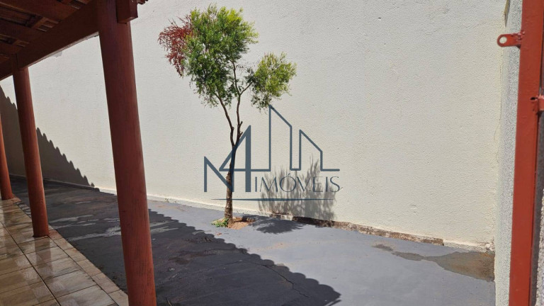 Imagem Casa com 3 Quartos à Venda, 302 m² em Pontal Sul - Acréscimo - Aparecida De Goiânia
