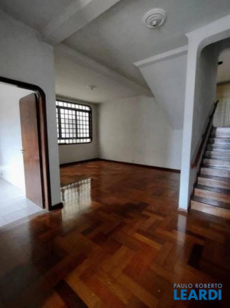 Imagem Sobrado com 4 Quartos à Venda, 382 m² em Vila Assunção - Santo André Imagem Sobrado com 4 Quartos à Venda, 382 m² em Vila Assunção - Santo André