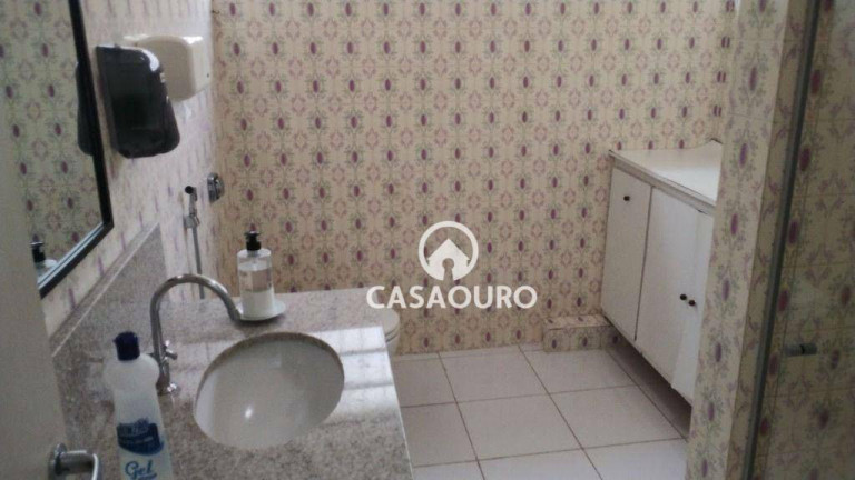 Imagem Casa com 6 Quartos à Venda, 250 m² em São Lucas - Belo Horizonte Imagem Casa com 6 Quartos à Venda, 250 m² em São Lucas - Belo Horizonte