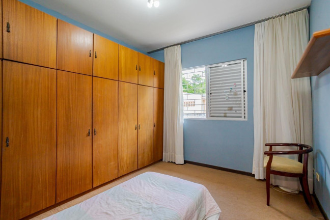 Imagem Casa com 4 Quartos à Venda, 252 m² em Seminário - Curitiba