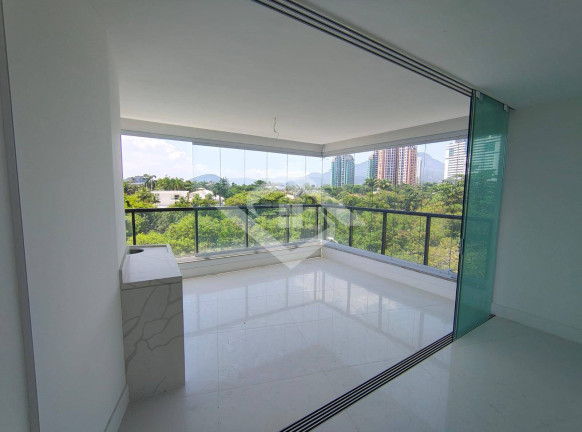 Imagem Apartamento com 4 Quartos à Venda, 147 m² em Barra Da Tijuca - Rio De Janeiro Imagem Apartamento com 4 Quartos à Venda, 147 m² em Barra Da Tijuca - Rio De Janeiro