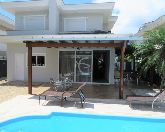 Imagem Casa com 3 Quartos à Venda, 300 m² em Anita Garibaldi - Joinville