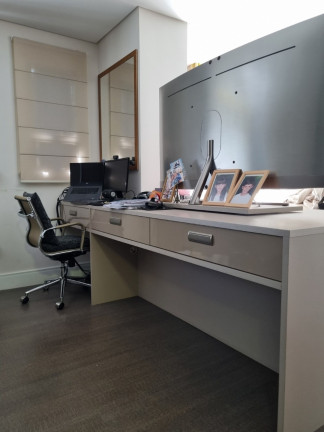 Imagem Imóvel com 3 Quartos à Venda, 238 m² em Vila Suzana - São Paulo Imagem Imóvel com 3 Quartos à Venda, 238 m² em Vila Suzana - São Paulo