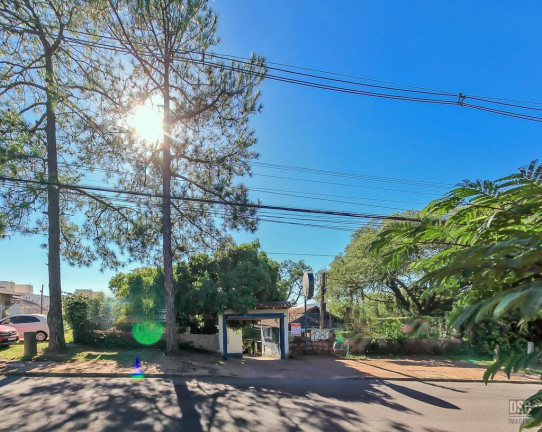 Imagem Terreno à Venda, 2.420 m² em Vila Nova - Porto Alegre Imagem Terreno à Venda, 2.420 m² em Vila Nova - Porto Alegre