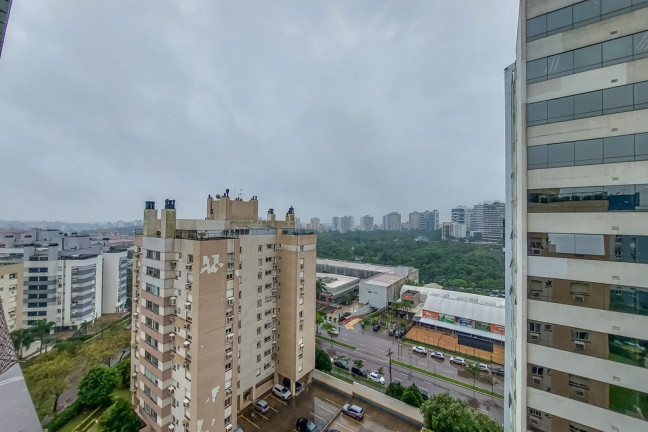 Imagem Imóvel com 3 Quartos à Venda, 220 m² em Chácara Das Pedras - Porto Alegre Imagem Imóvel com 3 Quartos à Venda, 220 m² em Chácara Das Pedras - Porto Alegre