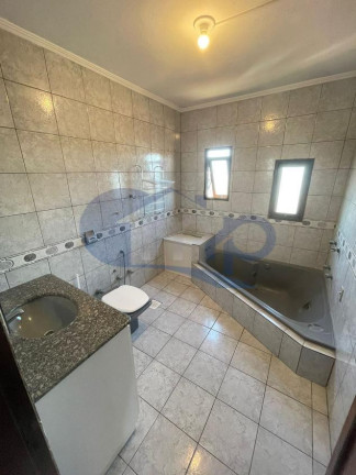 Imagem Apartamento com 3 Quartos à Venda, 140 m² em Centro - Torres