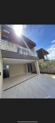 Casa com 3 Quartos à Venda, 225 m² em Goiânia