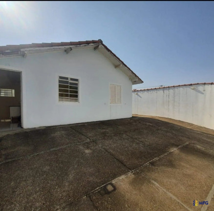 Imagem Casa com 3 Quartos à Venda, 200 m² em Conjunto Habitacional Votorantim C - Votorantim Imagem Casa com 3 Quartos à Venda, 200 m² em Conjunto Habitacional Votorantim C - Votorantim