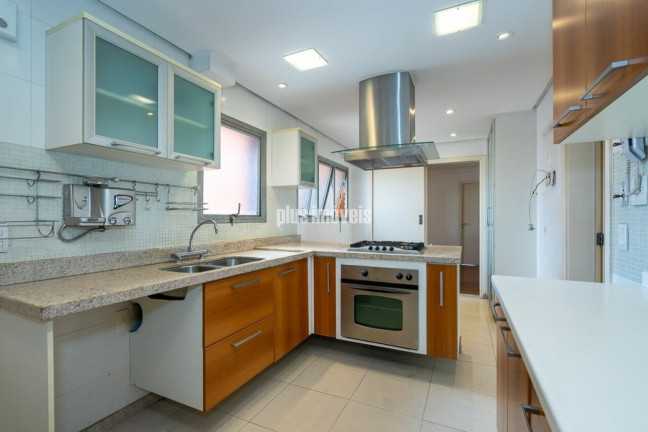 Imagem Apartamento com 3 Quartos à Venda, 191 m² em Pinheiros - São Paulo Imagem Apartamento com 3 Quartos à Venda, 191 m² em Pinheiros - São Paulo