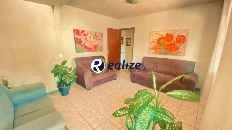 Casa com 7 Quartos à Venda, 400 m² em Setiba - Guarapari