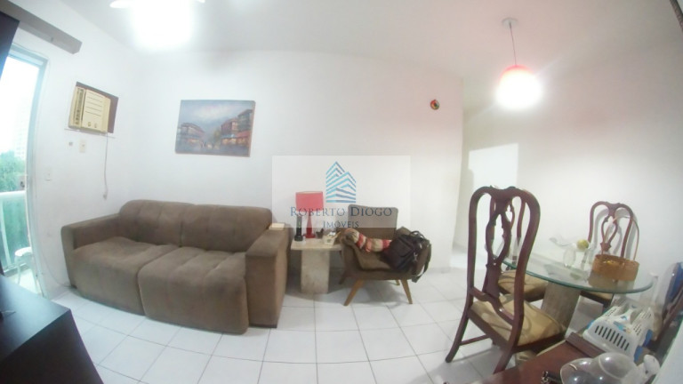 Imagem Imóvel com 2 Quartos à Venda, 50 m² em Camorim - Rio De Janeiro Imagem Imóvel com 2 Quartos à Venda, 50 m² em Camorim - Rio De Janeiro