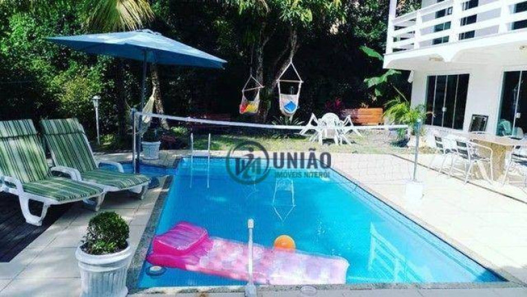 Imagem Casa com 5 Quartos à Venda, 277 m² em Pendotiba - Niterói