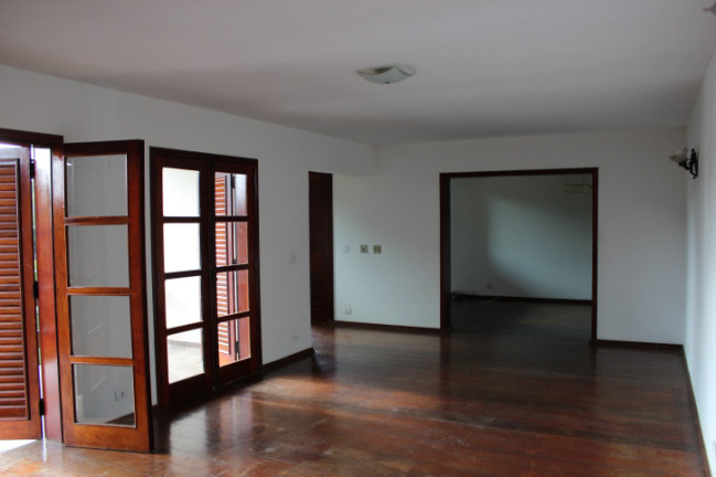 Imagem Casa de Condomínio com 3 Quartos à Venda, 633 m² em Granja Viana - Cotia Imagem Casa de Condomínio com 3 Quartos à Venda, 633 m² em Granja Viana - Cotia