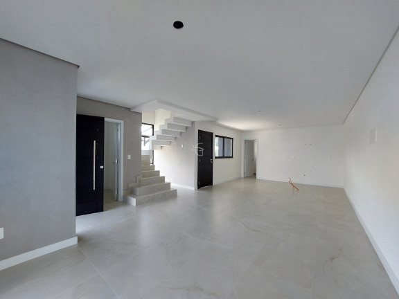 Imagem Casa com 3 Quartos à Venda, 148 m² em Saguaçu - Joinville Imagem Casa com 3 Quartos à Venda, 148 m² em Saguaçu - Joinville