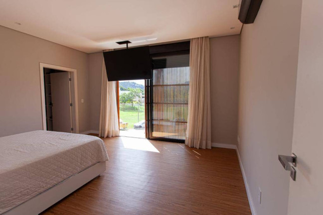 Imagem Casa com 4 Quartos à Venda, 400 m² em Tamboré - Santana De Parnaíba Imagem Casa com 4 Quartos à Venda, 400 m² em Tamboré - Santana De Parnaíba