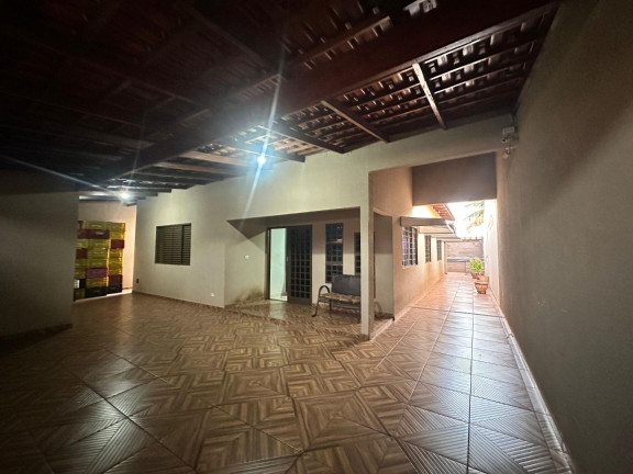 Casa com 3 Quartos à Venda, 180 m² em Jardim Leonora - Itumbiara