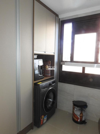 Imagem Imóvel com 2 Quartos à Venda, 82 m² em Menino Deus - Porto Alegre Imagem Imóvel com 2 Quartos à Venda, 82 m² em Menino Deus - Porto Alegre