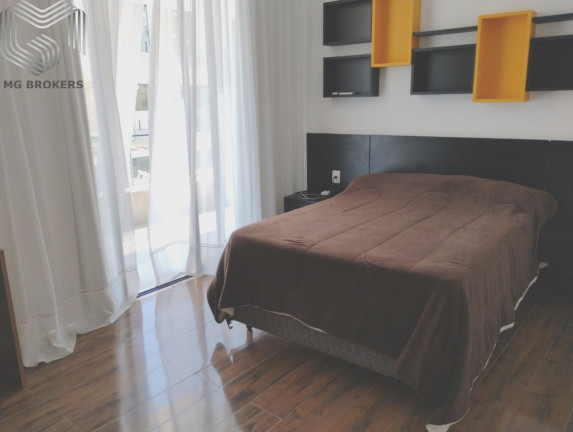 Imagem Casa com 4 Quartos à Venda, 450 m² em Taquara - Rio De Janeiro