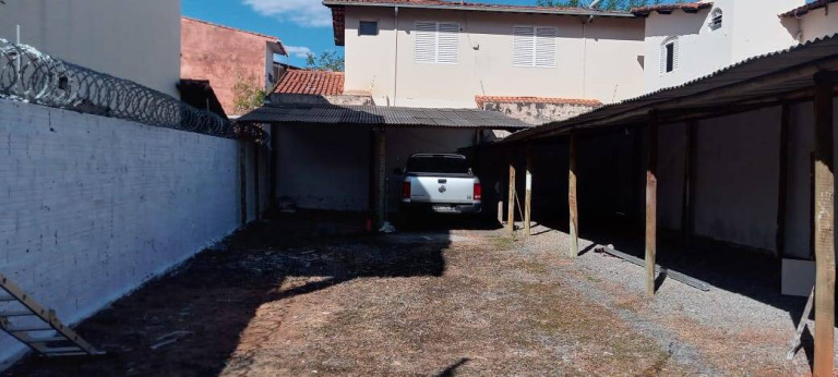 Imagem Terreno para Alugar, 200 m² em Cidade Santa Maria - Montes Claros Imagem Terreno para Alugar, 200 m² em Cidade Santa Maria - Montes Claros