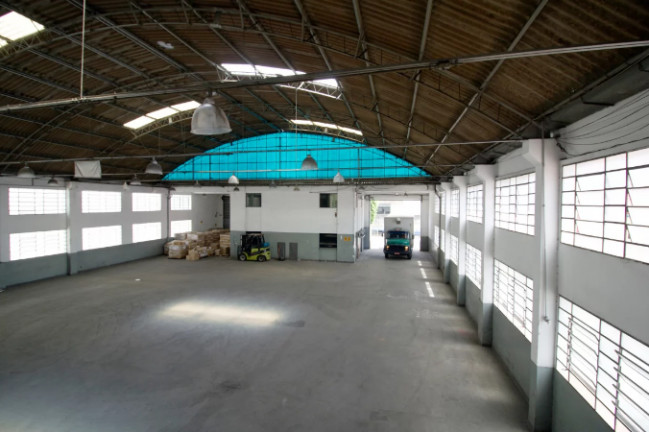 Imagem Galpão para Alugar, 2.598 m² em Várzea Da Barra Funda - São Paulo Imagem Galpão para Alugar, 2.598 m² em Várzea Da Barra Funda - São Paulo