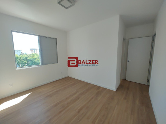 Imagem Apartamento com 2 Quartos à Venda, 100 m² em Centro - Florianópolis Imagem Apartamento com 2 Quartos à Venda, 100 m² em Centro - Florianópolis