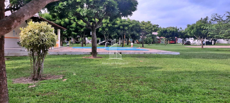 Casa de Condomínio com 3 Quartos à Venda, 130 m² em Centro - Aquiraz