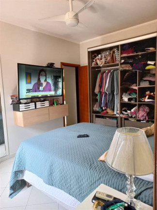 Imagem Casa com 5 Quartos à Venda, 266 m² em Florida - Praia Grande Imagem Casa com 5 Quartos à Venda, 266 m² em Florida - Praia Grande