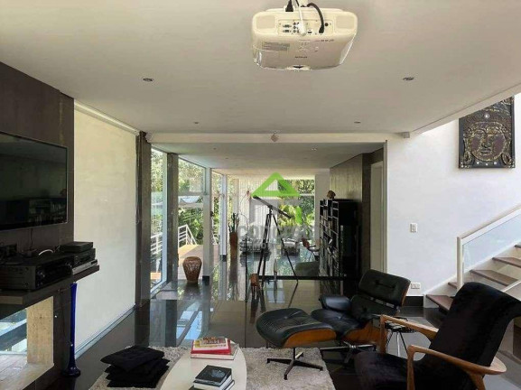 Imagem Casa de Condomínio com 4 Quartos à Venda, 319 m² em Golf Gardens - Carapicuíba Imagem Casa de Condomínio com 4 Quartos à Venda, 319 m² em Golf Gardens - Carapicuíba