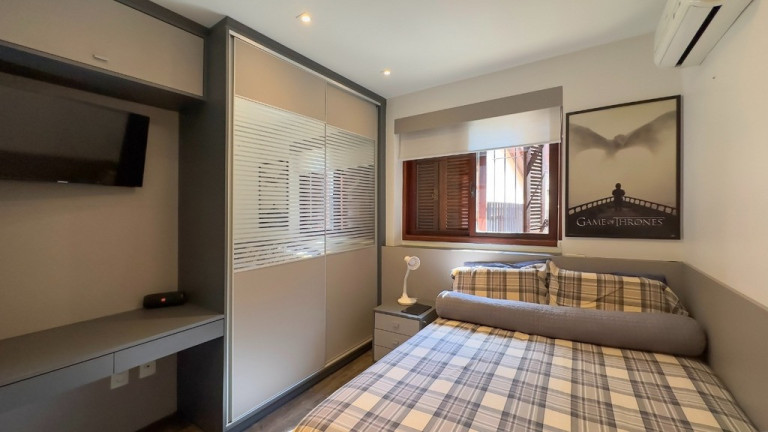 Imagem Apartamento com 3 Quartos à Venda, 178 m² em Santa Cecília - Porto Alegre Imagem Apartamento com 3 Quartos à Venda, 178 m² em Santa Cecília - Porto Alegre