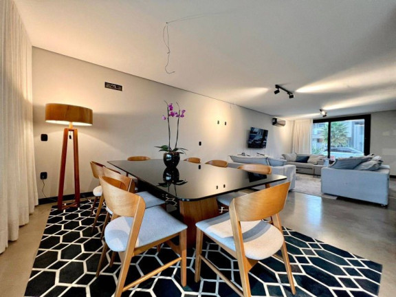 Imagem Casa de Condomínio com 4 Quartos à Venda, 278 m² em Centro - Xangri-lá
