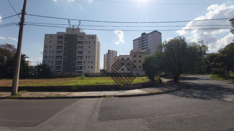Terreno à Venda, 792 m² em Jardim Portal Da Colina - Sorocaba