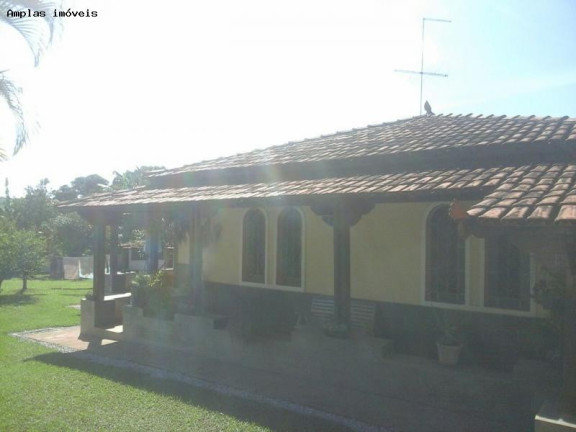Imagem Chácara com 3 Quartos à Venda, 296 m² em Vila Suzana - Mateus Leme