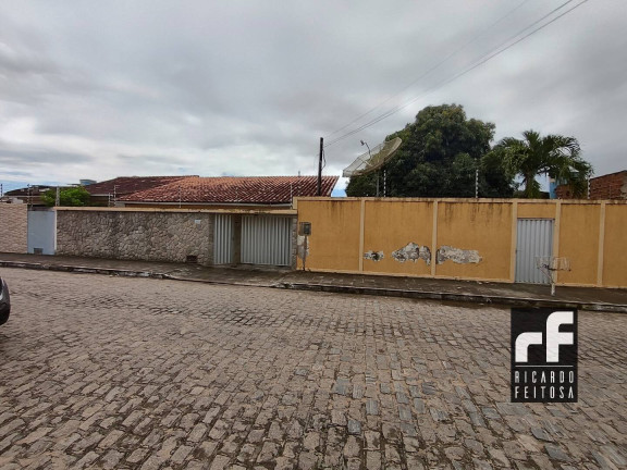 Casa à Venda,  em Cavaco - Arapiraca