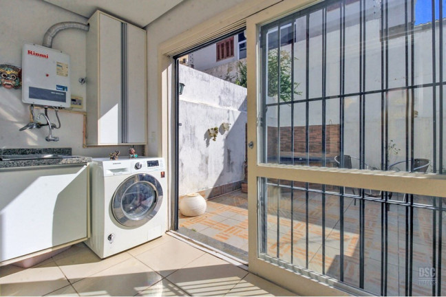 Imagem Casa com 3 Quartos à Venda, 153 m² em Vila Conceição - Porto Alegre