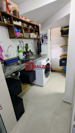 Imagem Casa com 3 Quartos à Venda, 115 m² em Centro - Florianópolis Imagem Casa com 3 Quartos à Venda, 115 m² em Centro - Florianópolis