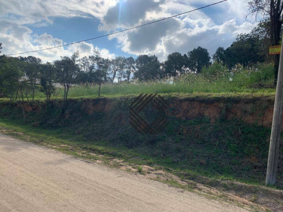 Terreno à Venda, 2.444 m² em Condomínio Três Lagos - Mairinque