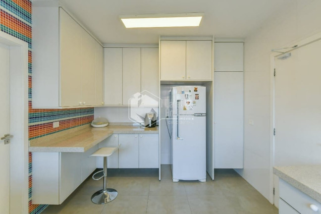 Foto do imóvel Apartamento com 3 Quartos à Venda, 209 m² em Vila Nova Conceição - São Paulo