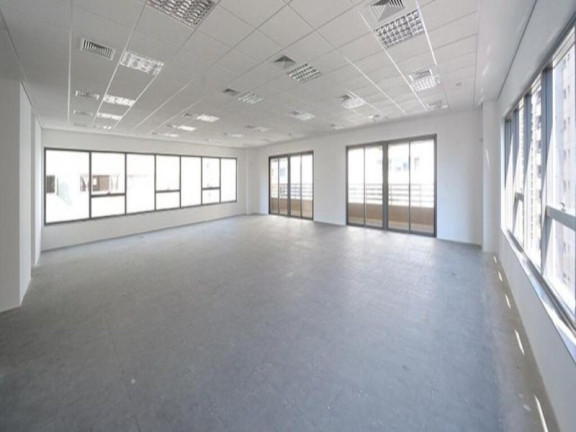 Imóvel Comercial para Alugar, 180 m² em Moema - São Paulo