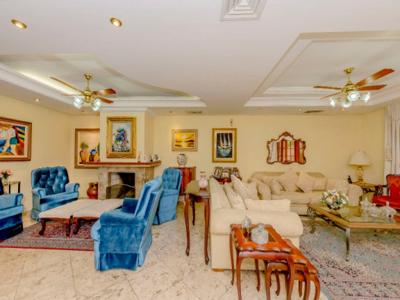 Imagem Casa com 4 Quartos à Venda, 450 m² em Chácara Das Pedras - Porto Alegre Imagem Casa com 4 Quartos à Venda, 450 m² em Chácara Das Pedras - Porto Alegre