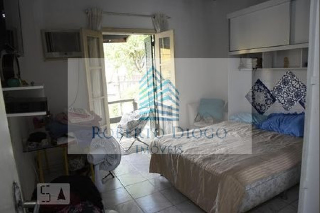 Imagem Casa com 5 Quartos à Venda, 200 m² em Pechincha - Rio De Janeiro Imagem Casa com 5 Quartos à Venda, 200 m² em Pechincha - Rio De Janeiro