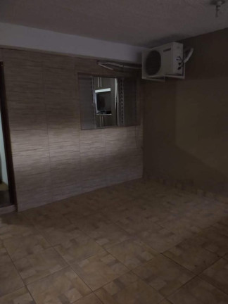Imagem Sobrado com 3 Quartos à Venda, 200 m² em Jordanésia (jordanésia) - Cajamar