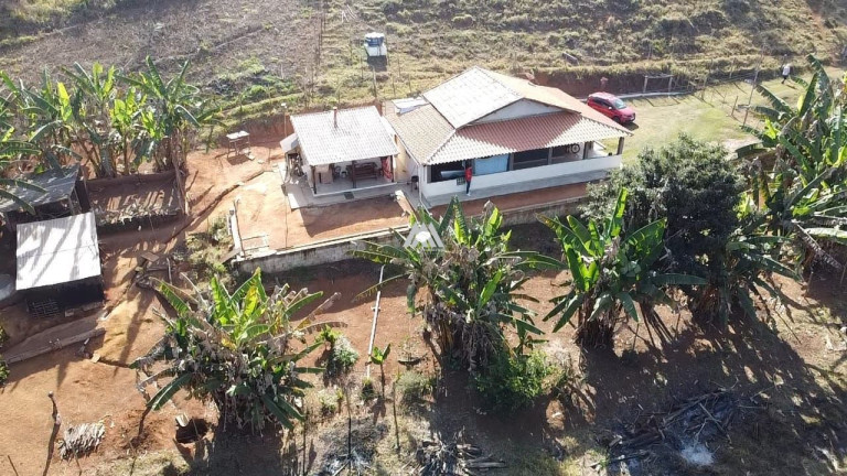 Imóvel com 2 Quartos à Venda, 4.000 m² em Cachaça Pendão - Itatiaiuçu