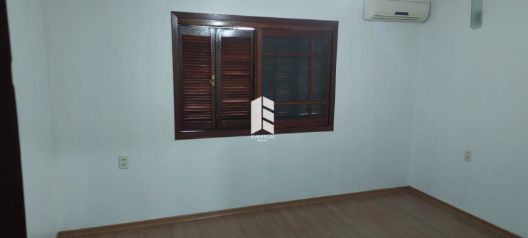 Imagem Casa com 3 Quartos à Venda, 136 m² em Oásis - Itaara