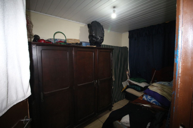 Imagem Casa com 4 Quartos à Venda, 131 m² em Uberaba - Curitiba