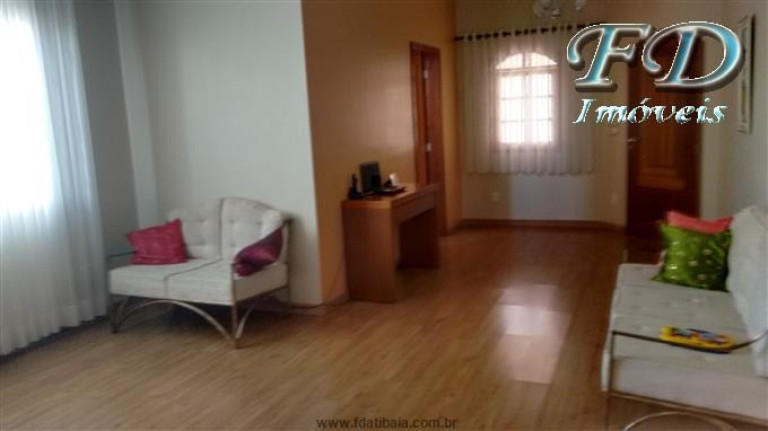 Imagem Casa com 2 Quartos à Venda, 250 m² em Terra Preta (terra Preta) - Mairiporã
