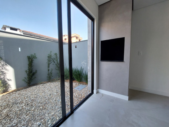 Imagem Casa com 3 Quartos à Venda, 108 m² em Saguaçu - Joinville Imagem Casa com 3 Quartos à Venda, 108 m² em Saguaçu - Joinville