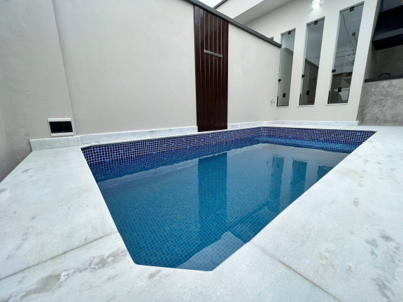 Imagem Casa com 2 Quartos à Venda, 130 m² em Estância São José - Peruíbe Imagem Casa com 2 Quartos à Venda, 130 m² em Estância São José - Peruíbe
