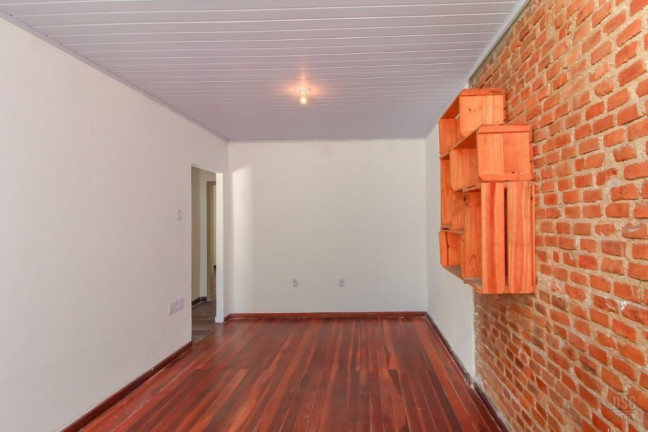 Imagem Casa com 2 Quartos à Venda, 141 m² em Petrópolis - Porto Alegre