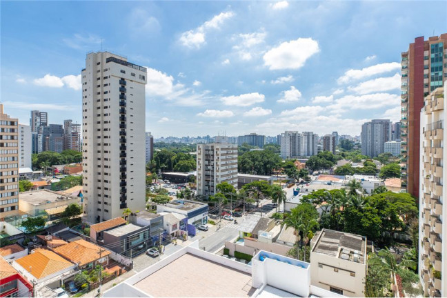 Imagem Imóvel com 4 Quartos à Venda, em Moema - São Paulo Imagem Imóvel com 4 Quartos à Venda, em Moema - São Paulo