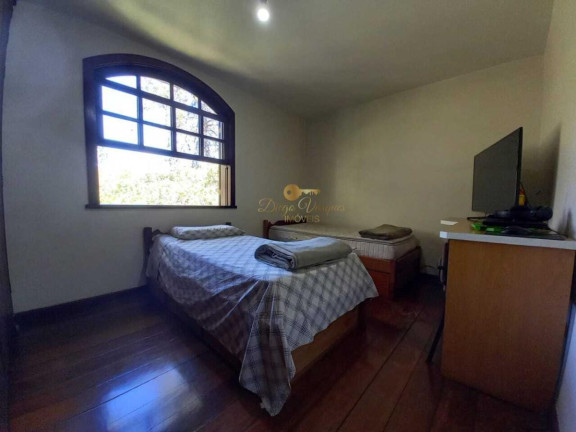 Imagem Casa com 3 Quartos à Venda, 171 m² em Várzea - Teresópolis